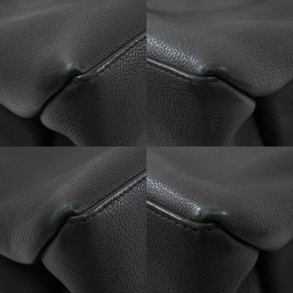 Louis Vuitton Lock Me Shopper Tote Bag Calf - Picture 9 of 9